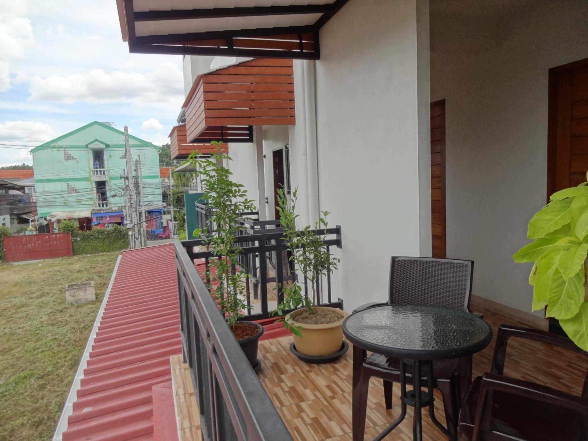 Rena House Chiang Mai Otel Dış mekan fotoğraf