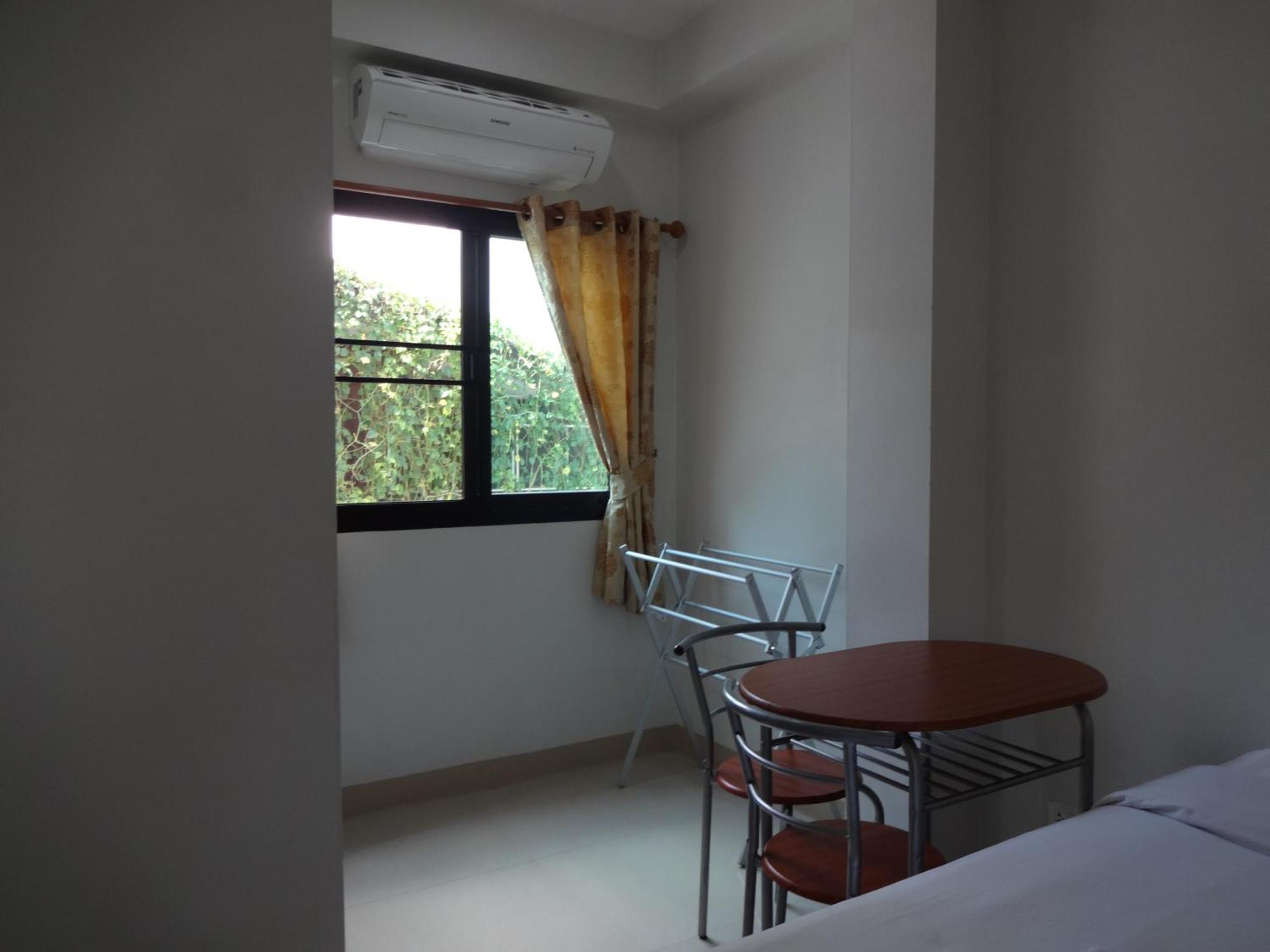 Rena House Chiang Mai Otel Oda fotoğraf